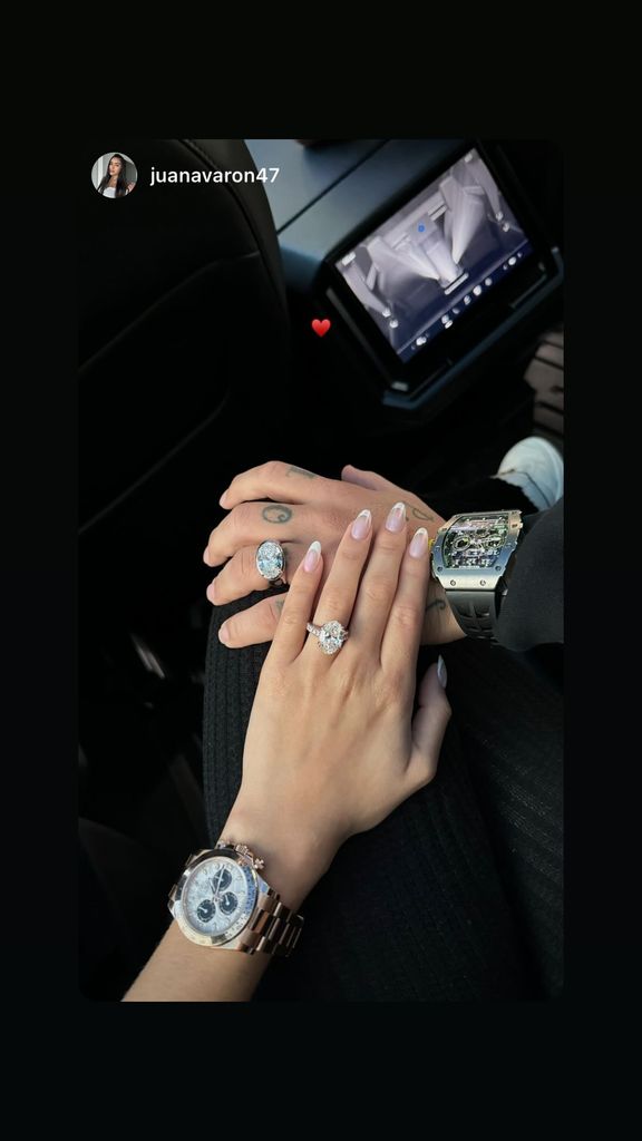 Anillos de Juana Valentina Varon y Nicky Jam
