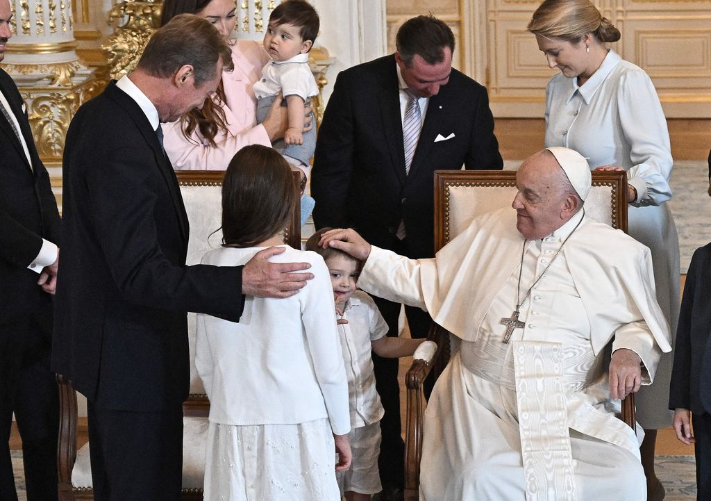 El Papa Francisco con los grandes duques de Luxemburgo el 26 de septiembre de 2024