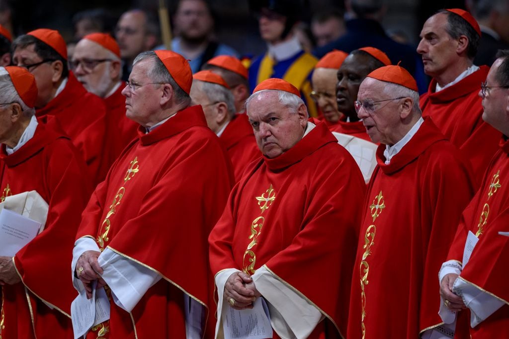 Insólito robo en el Vaticano: sustraen y recuperan la bolsa de un papable