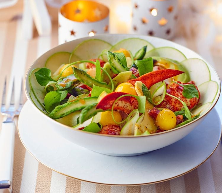 Ensalada de langosta con melón y manzana