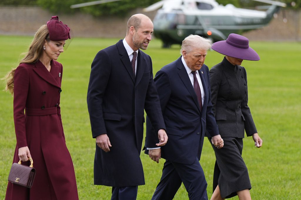 Los príncipes de Gales recibiendo al presidente de los Estado Unidos, Donald Trump, y a la primera dama Melania en el castillo de Windsor