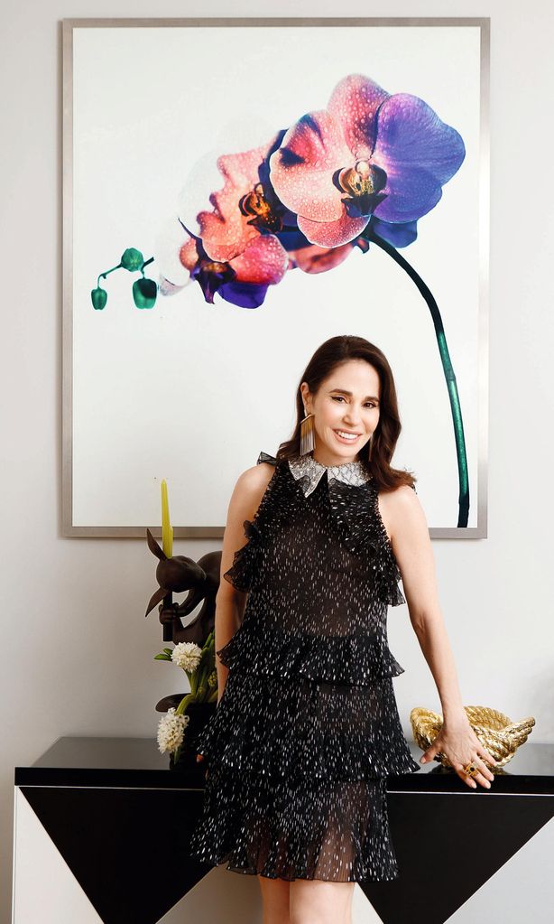 Tiffany Dubin HOLA 4075
