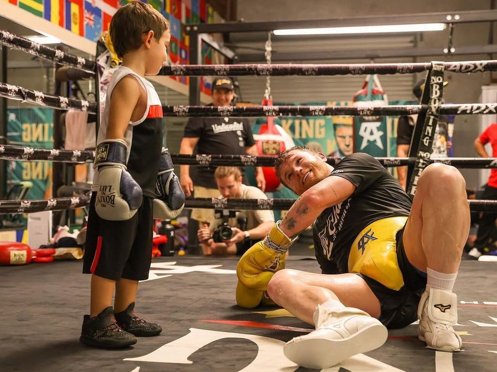 El Canelo le dedicó unas palabras de amor incondicional. 
