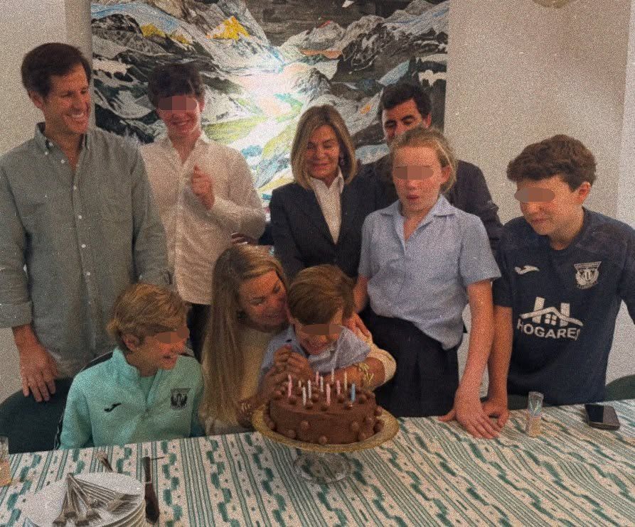 Carla Goyanes celebra su 42 cumpleaños en familia