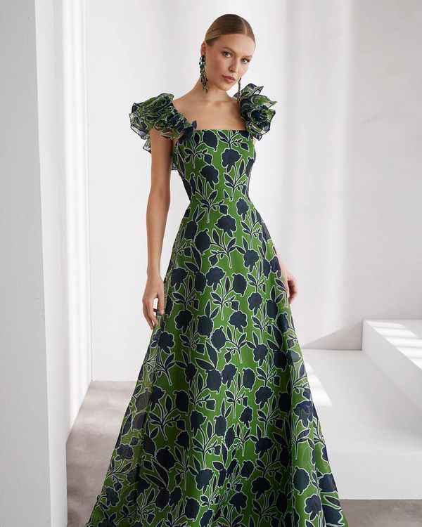Vestidos para madrina de boda hermana del novio Rosa Clará