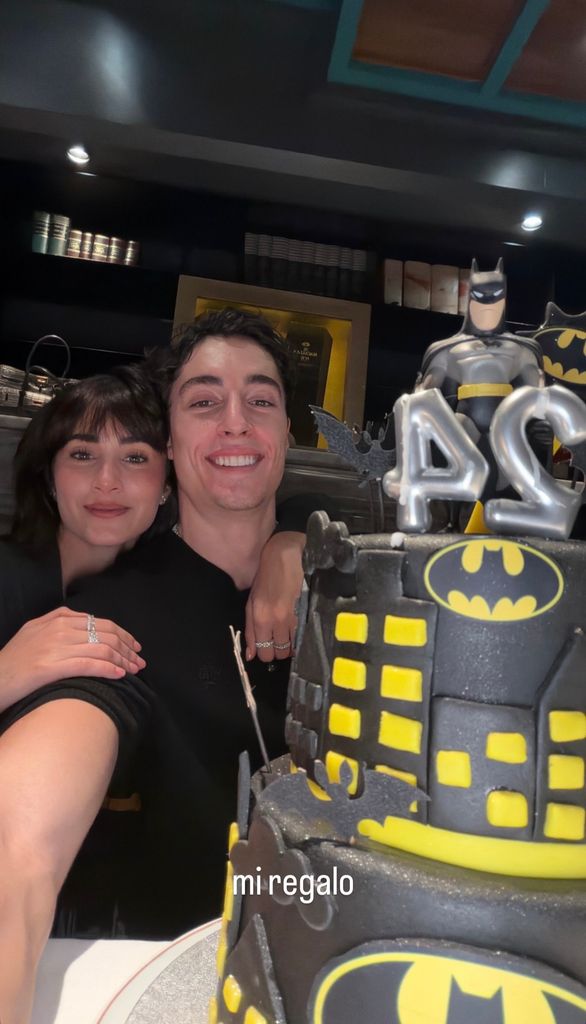 Aitana y Plex celebrando su cunpleaños