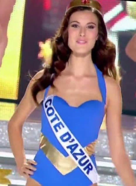 Charlotte fue Miss Costa Azul en 2011 y se presentó al certamen de Miss Francia al año siguiente (Captura de televisión)
