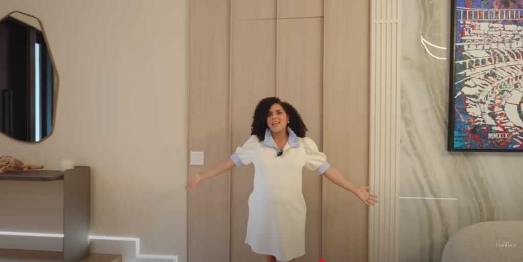 Por privacidad, Francisca quiso que el acceso a las habitaciones estuviera detrás de una puerta oculta.