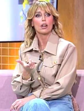 Emma empieza a "calentarse" en directo por culpa de Gloria Camila