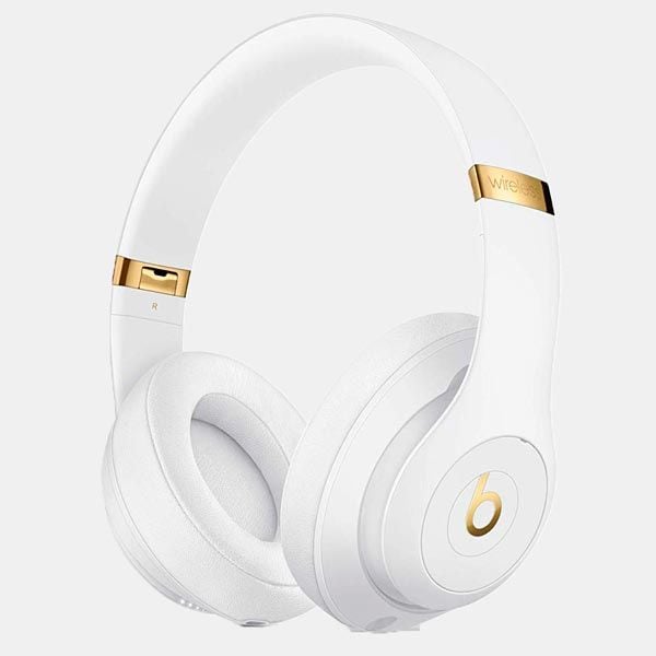 cascos beats blancos