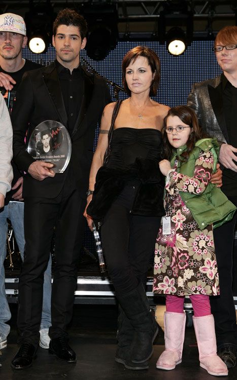 Dolores O' Riordan en España junto a Miguel Ángel Muñoz