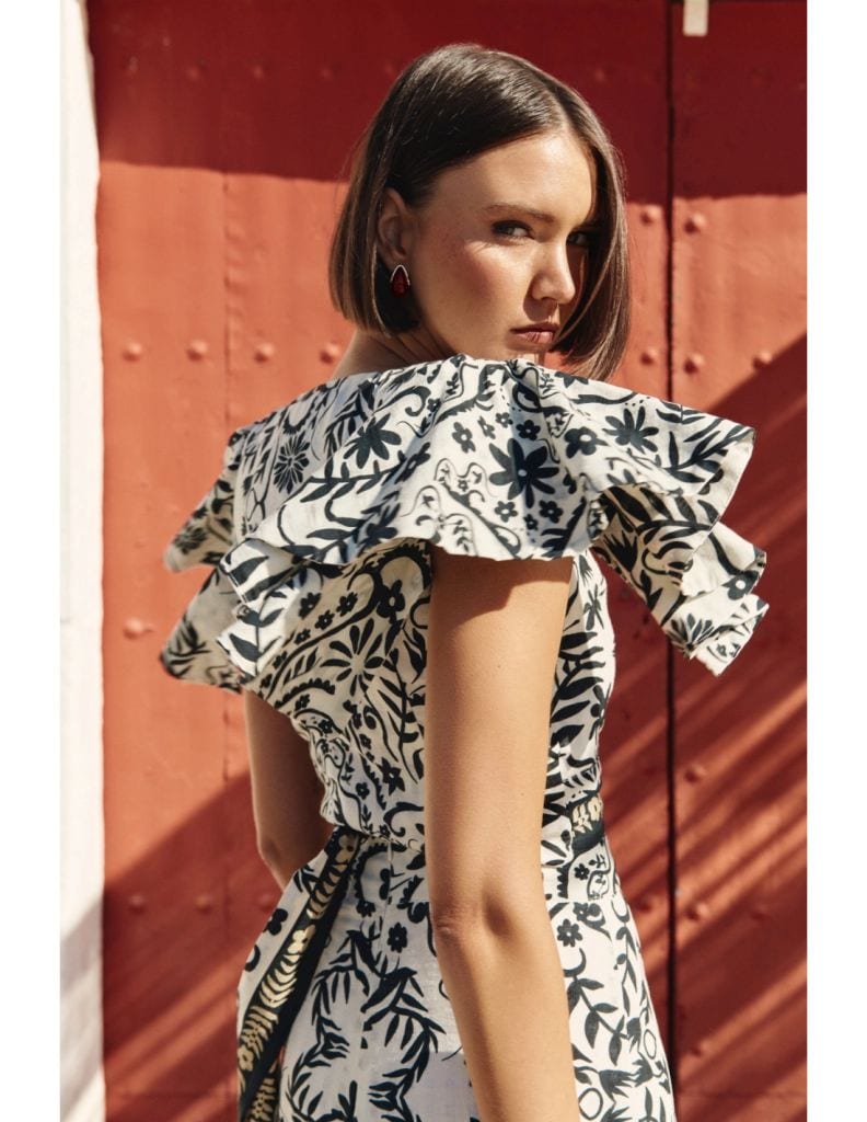 Feria de abril de Sevilla look con volantes