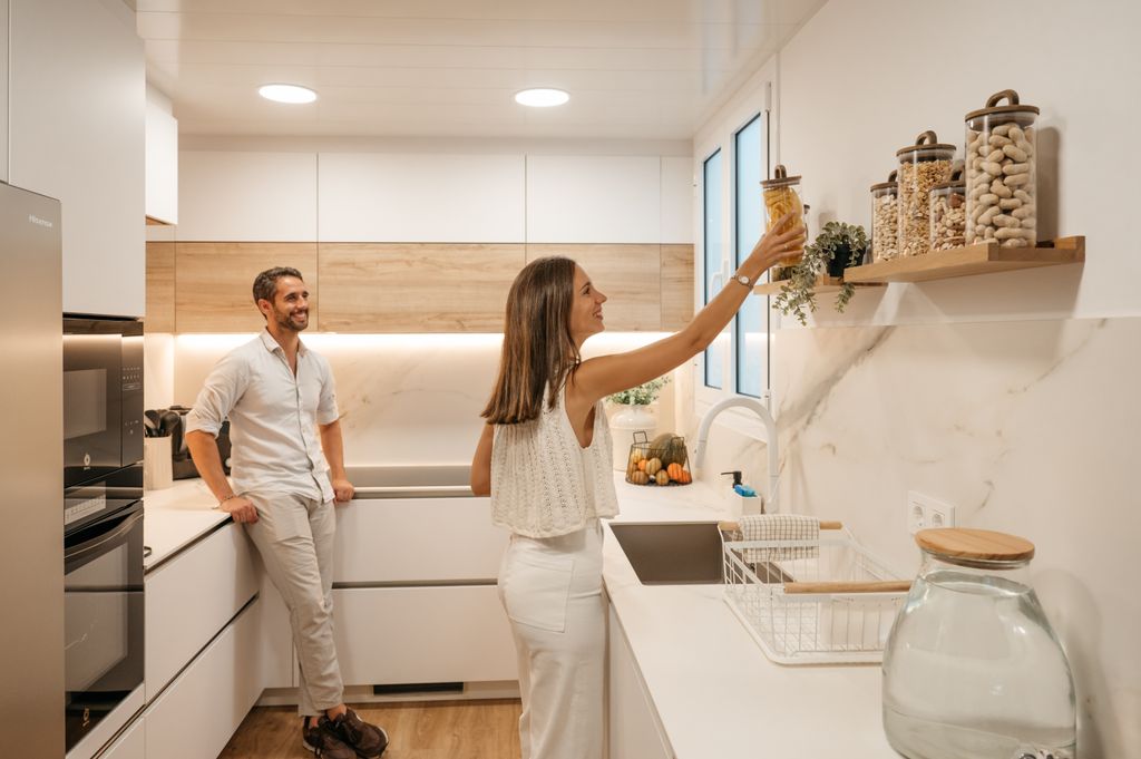 Cocina con una cuidada organización interior para potenciar el orden