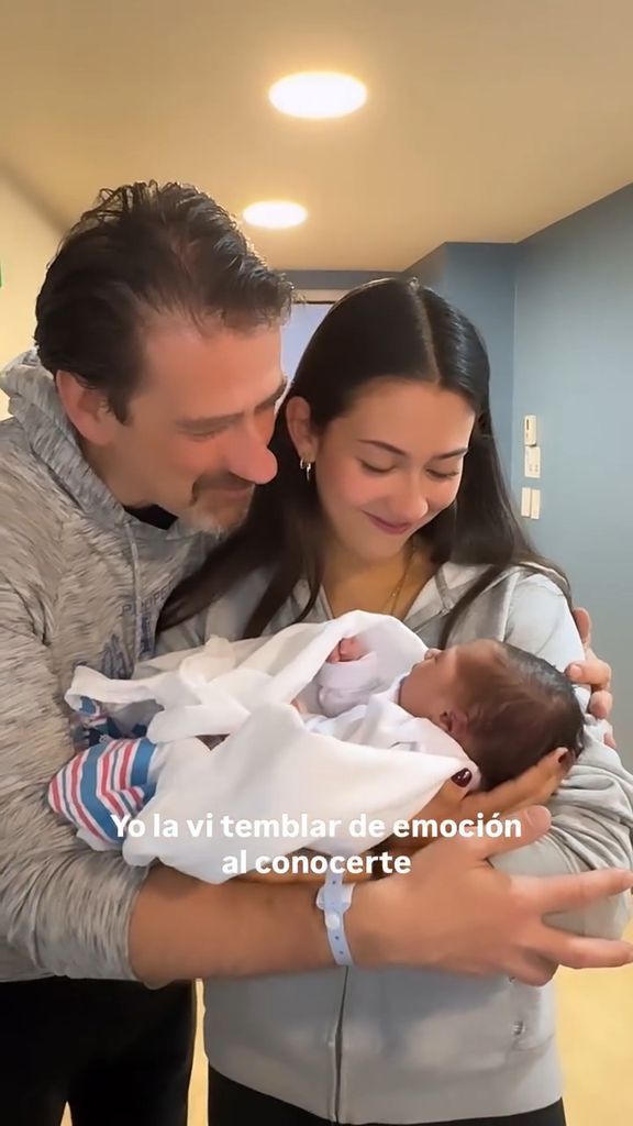 Sofía Rivera compartió el bello momento en el que Andrea, primogénita de Eduado Videgaray, conoció a su hermanito
