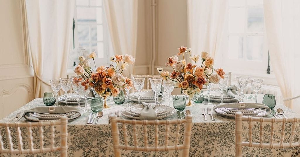 Decoración de boda con estampado Toile du jouy banquete