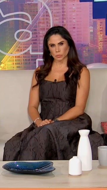 Paola Rojas responde a Zague
