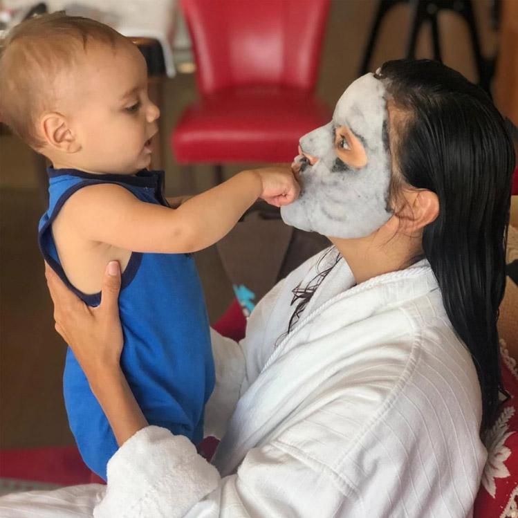 Eva Longoria y las mascarillas faciales para skincare