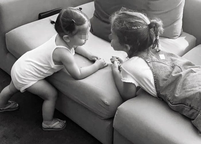 Las hijas de Melissa Jiménez y Marc Bartra
