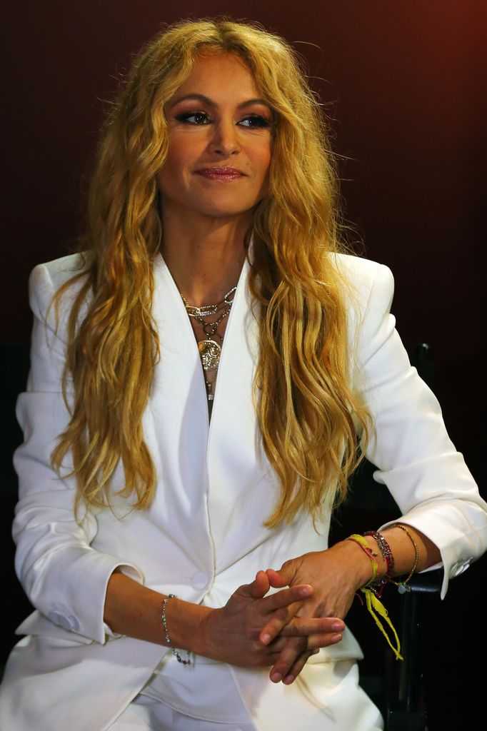 Paulina Rubio habría sido desalojada de su casa