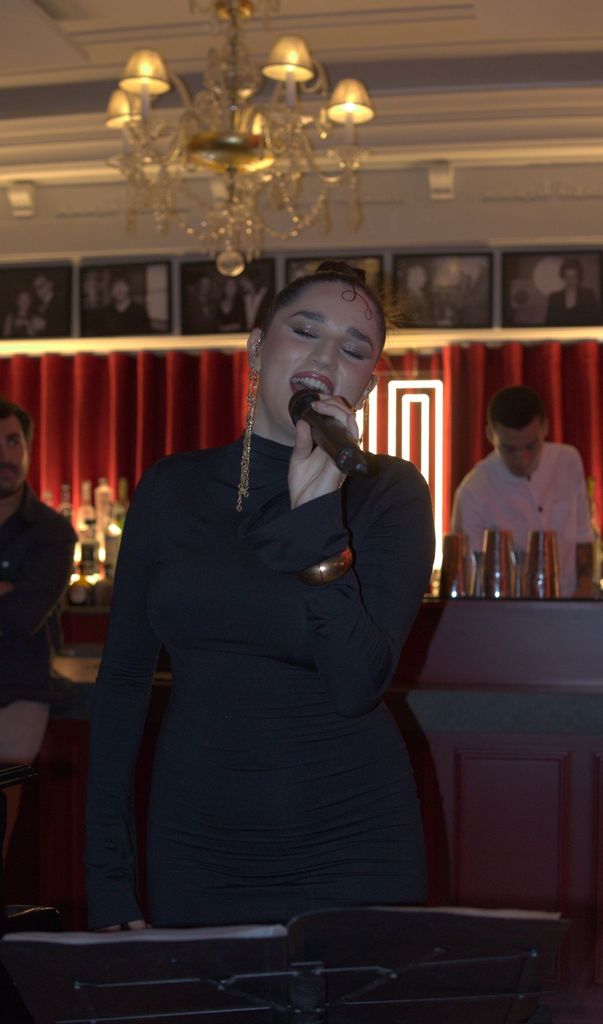 Música en directo en el Piano Bar