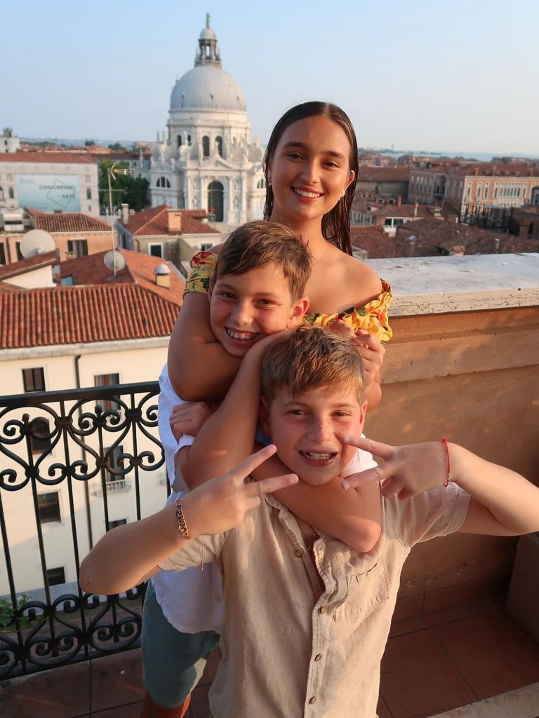 Ivanka Trump, Jred y sus hijos disfrutaron de hermosas vistas de Venecia desde el hotel St. Regis.
