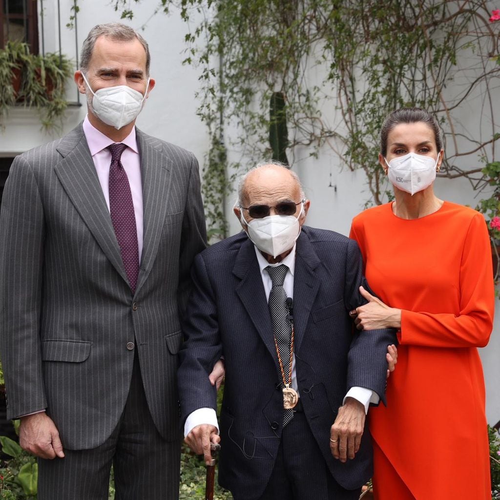 Reyes Felipe Letizia Cervantes Francisco Brines