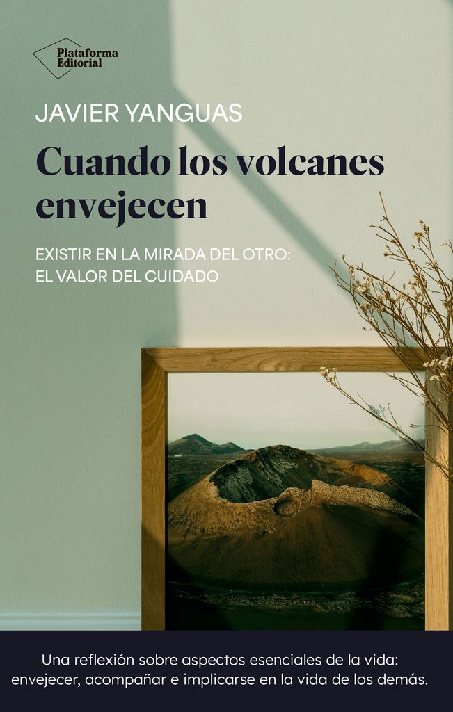 Portada del libro 'Cuando los volcanes envejecen', de Javier Yanguas