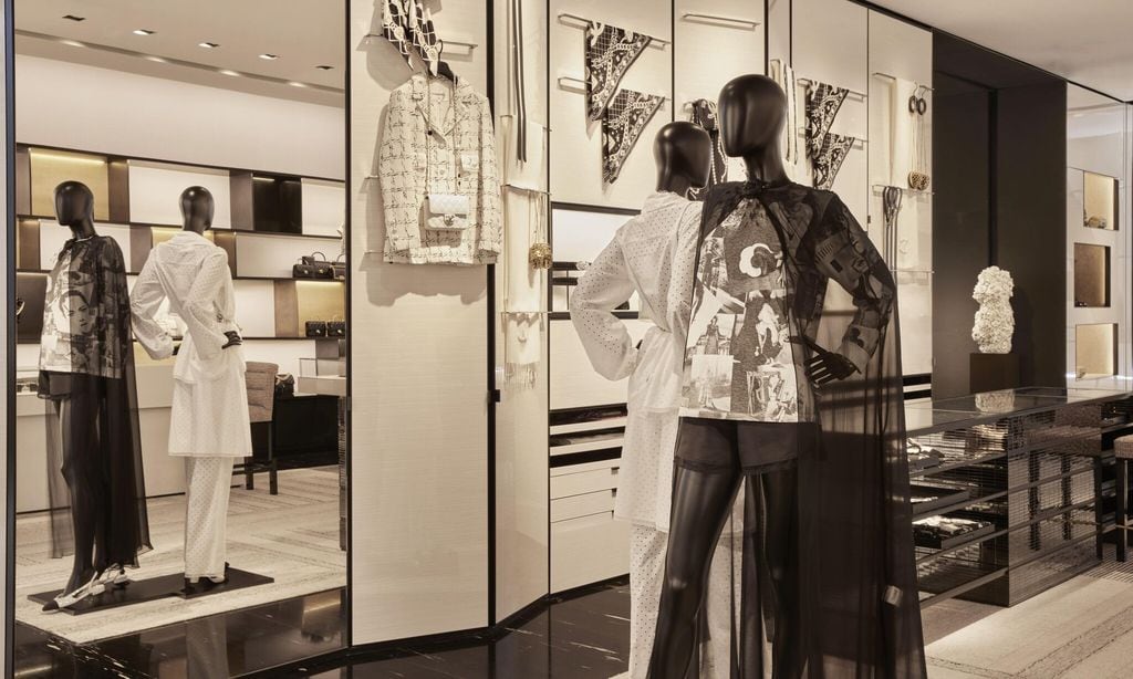 flagship boutique en beverly hills