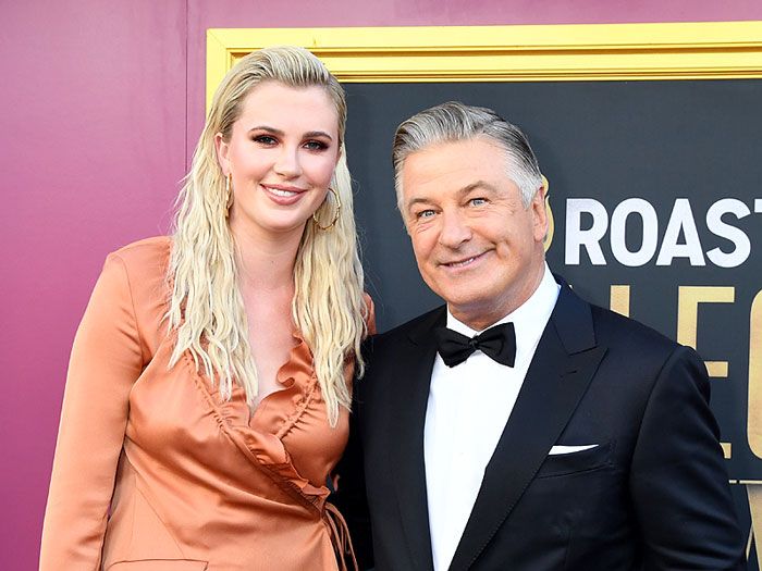 Ireland junto a su padre