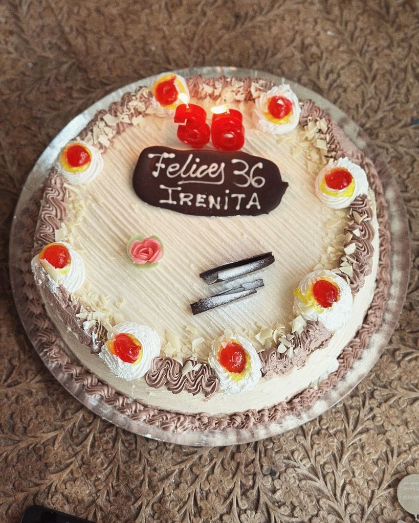 Tarta cumpleaños hermana de Sara Carbonero