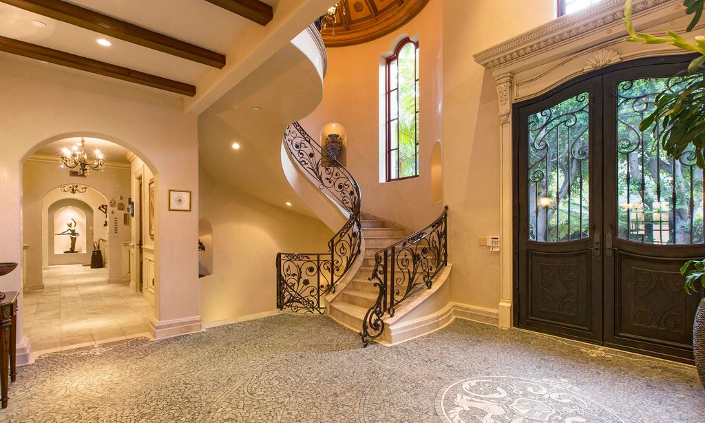 Casa en Beverly Hills vendida por Sofía Vergara