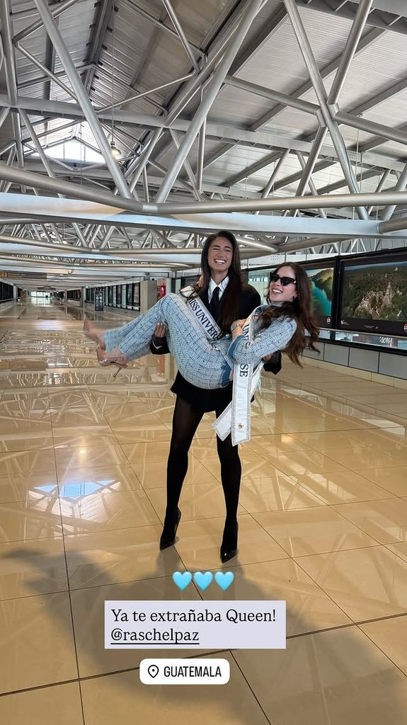 Miss Universe Fátima Bosch fue recibida en Guatemala por Miss Raschel Paz.