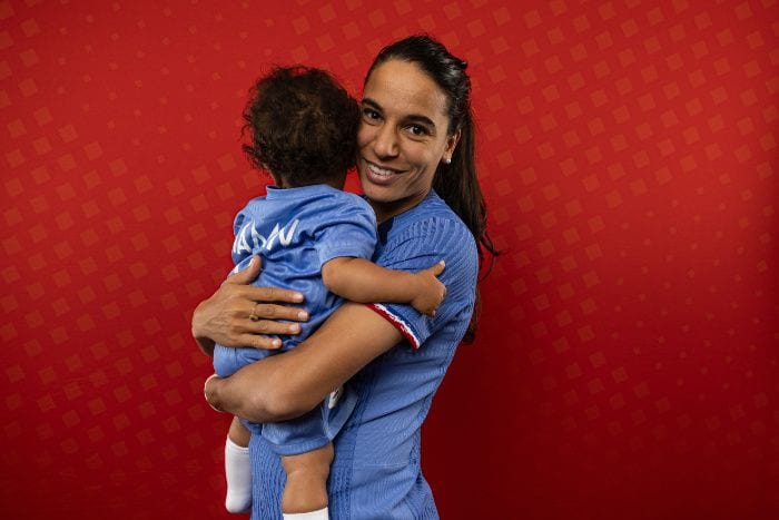 La jugadora francesa Amel Majri