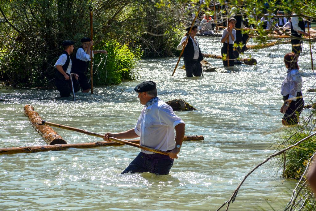 Fiesta Ganchera en Povedad de la Sierra