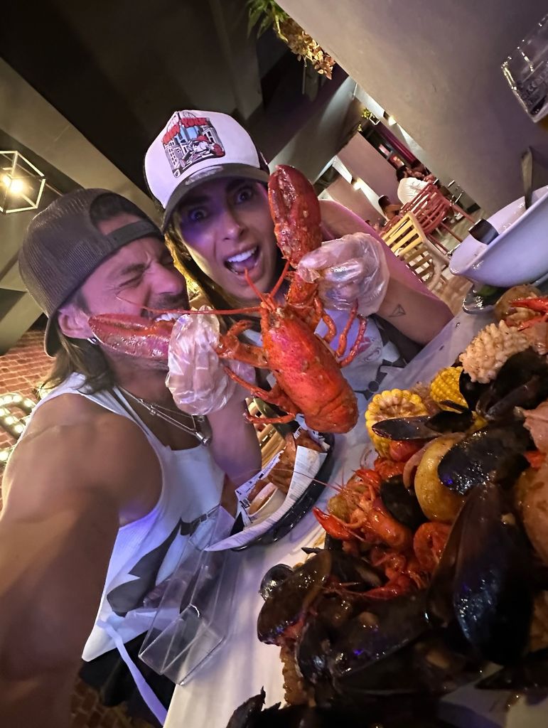 Galilea Montijo e Isaac Moreno han disfrutado de la comida española durante su estancia