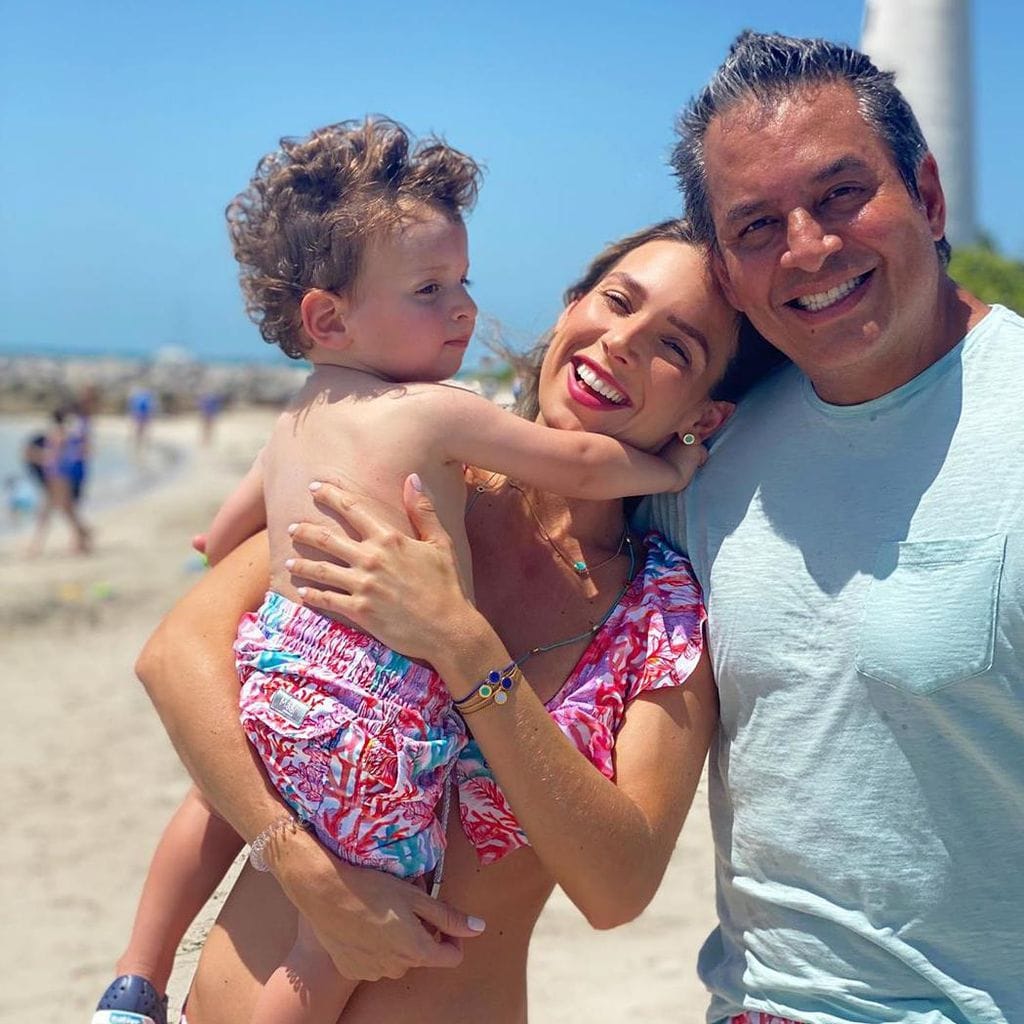 Daniel Sarcos, Alessandra Villegas y su hijo Daniel \"El Churri\"