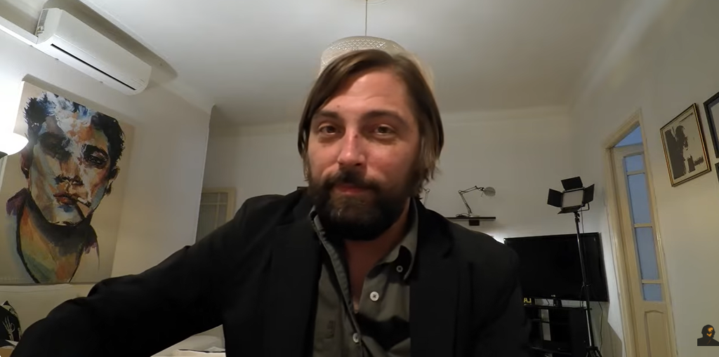 Más de 3.000 personas siguieron en directo el comunicado de Juan Soto Ivars, que había anunciado su intervención con una cuenta atrás y una fotografía junto a Isabel Díaz Ayuso