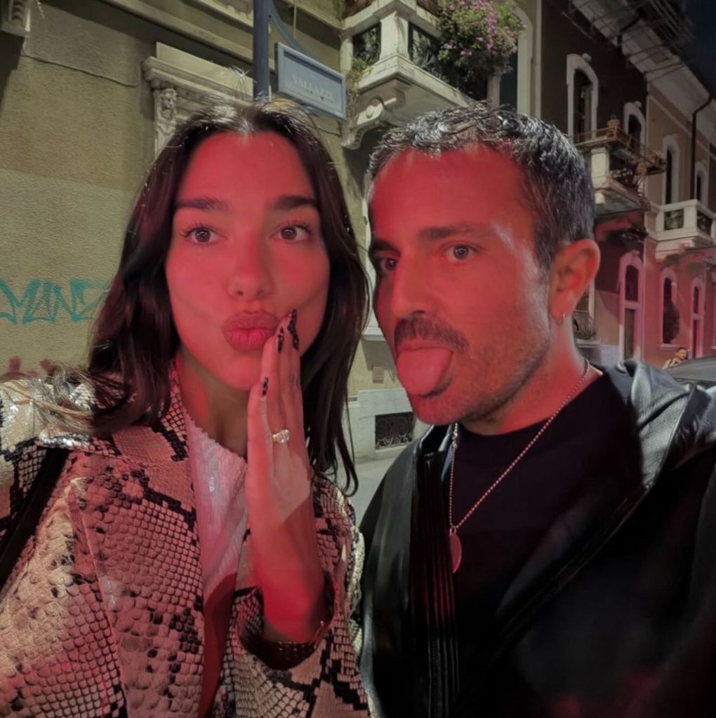 Dua Lipa y Lorenzo Posocco en Italia. 