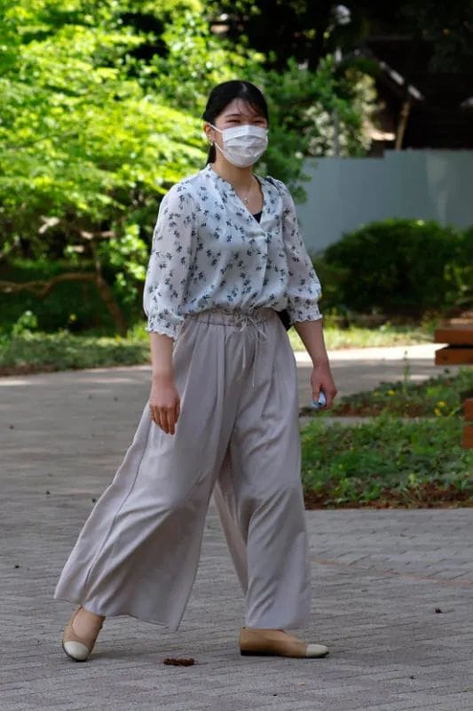 Aiko de Japón en la universidad