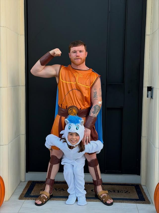 El boxeador lució tal y como el Héroe mitólogico de Disney