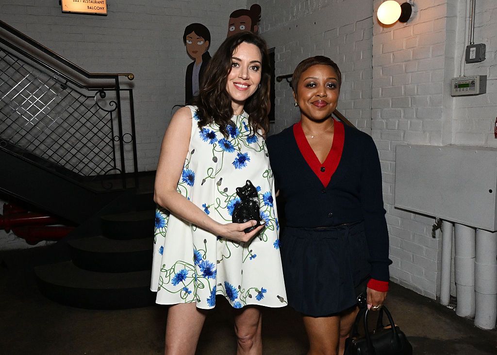 Aubrey Plaza con Quinta Brunson 