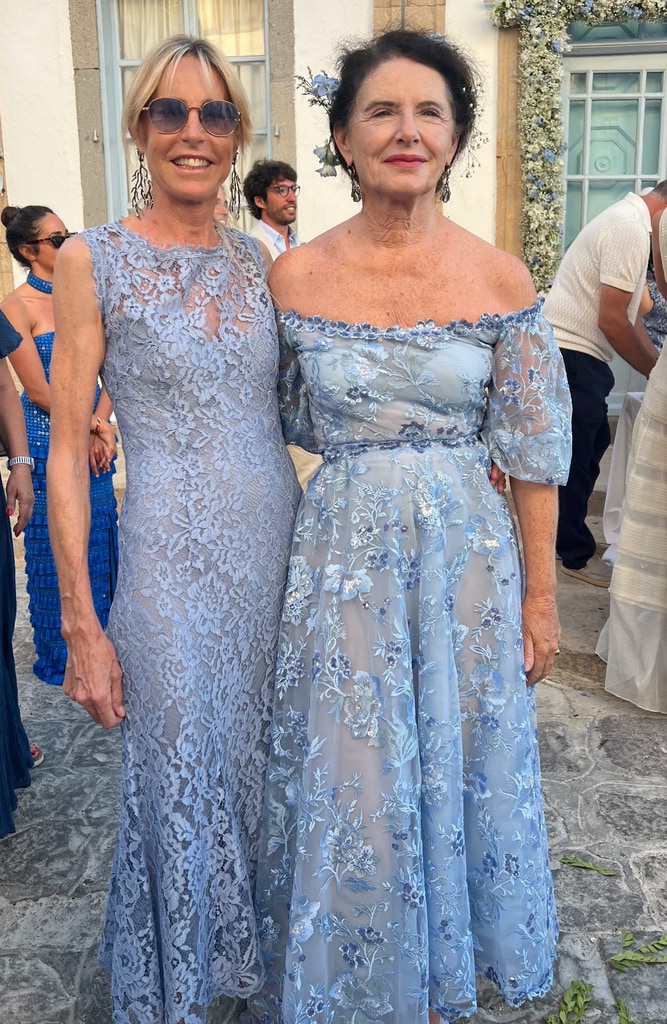 Isabelle Harvie-Watt y la diseñadora Luisa Beccaria, madres de los novios