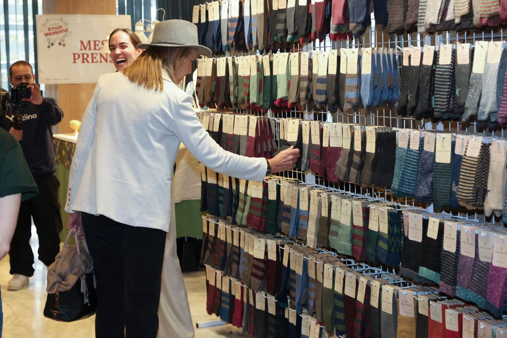 La Infanta, en el mercadillo solidario