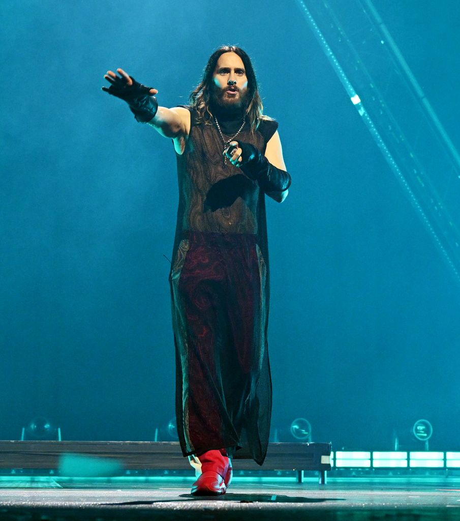 Jared Leto de Thirty Seconds to Mars en la Oslo Spektrum Arena, en octubre de 2024.