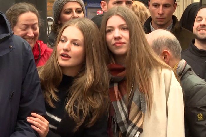Leonor y Sofía de Borbón en la Semana Santa de Madrid