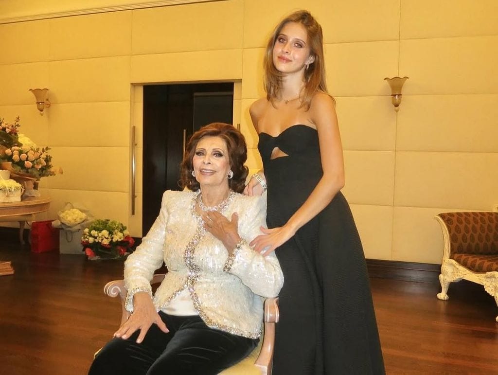 Sofía Loren con su nieta, Lucia Sofia, posan muy cariñosas en el cumpleaños de la actriz