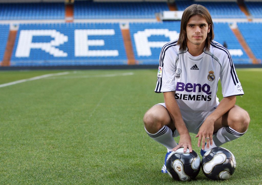 Presentación de Fernando Gago en el Real Madrid en 2007