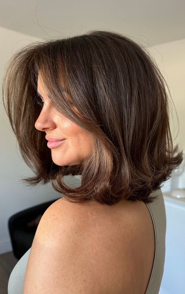 Corte acampanado para pelo corto