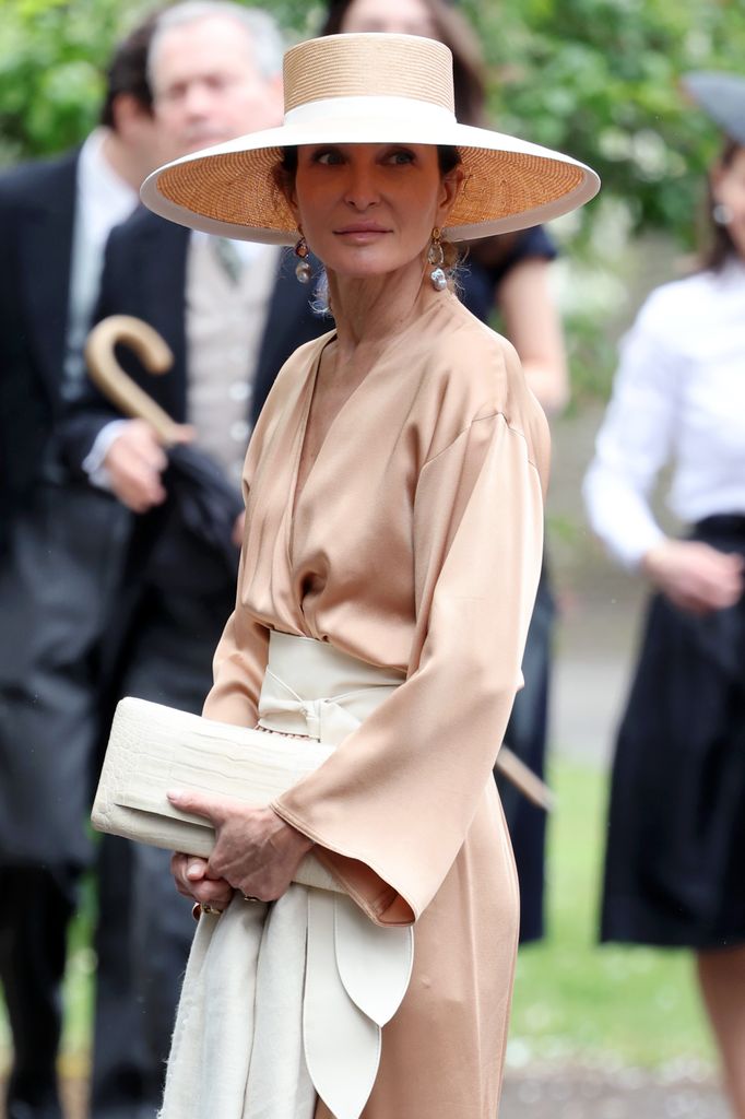 Isabelle de la Bruyère en la boda de Peter Phillips y Harriet Sperling, Kemble, 2026.