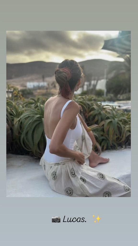 El orgullo de una madre compartiendo los dotes fotográficos de su hijo
